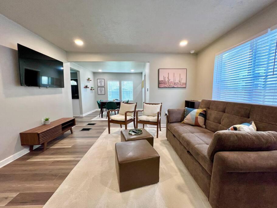 Modern Style Home Near Dt Indy & Major Attractions Indianapolis Dış mekan fotoğraf
